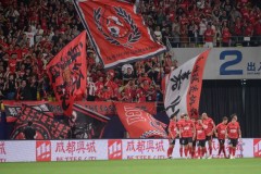 中超冲刺阶段：蓉城绝平申花，海港力克国安，积分榜前三仅差3分